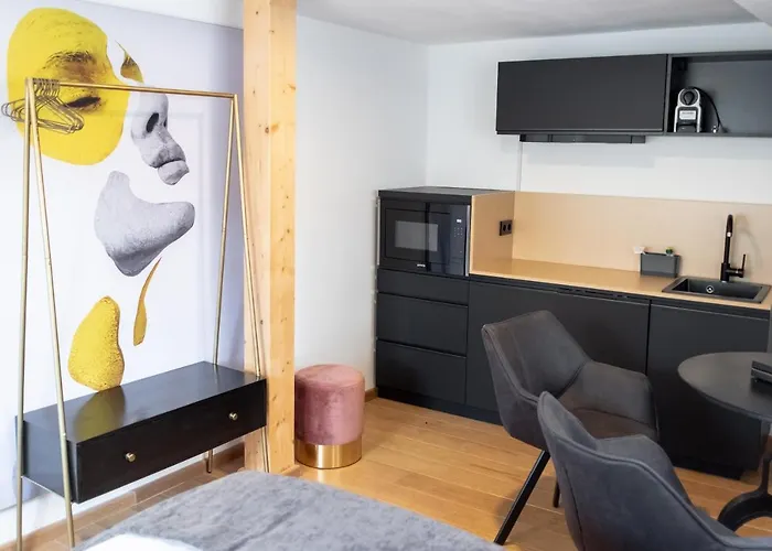 Ana Center - Self-service-hotel Отель 3*