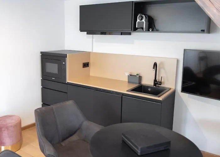 Ana Center - Self-service-hotel Отель 3*