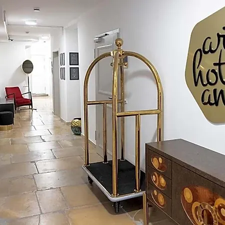 Ξενοδοχείο Ana Center - Self-service-hotel 3*